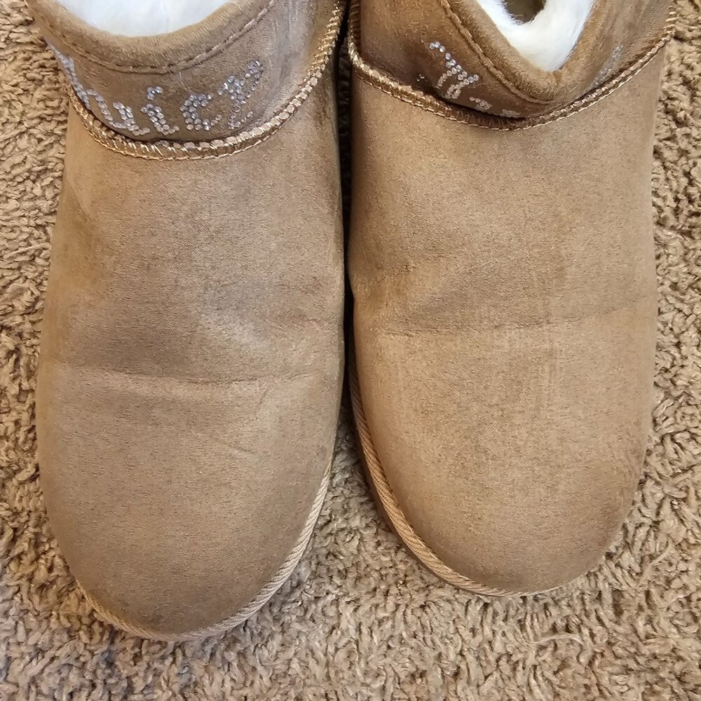 Juicy Couture Kerri Booties Womens 9 Tan Faux Suede Shearling Lined Ankle Boots - Picture 8 of 12